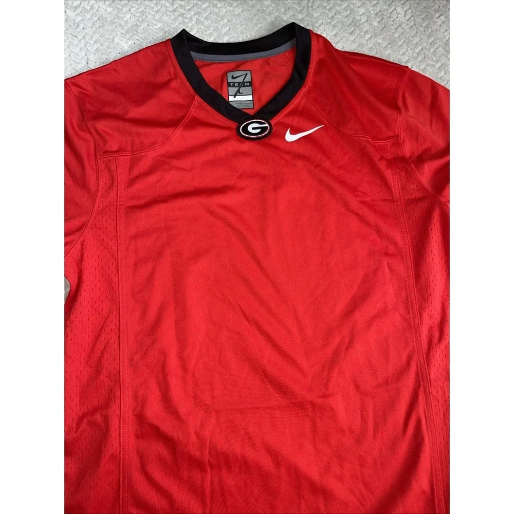Nike Georgia Bulldogs Dri Fit LARGE‎ Red NWT